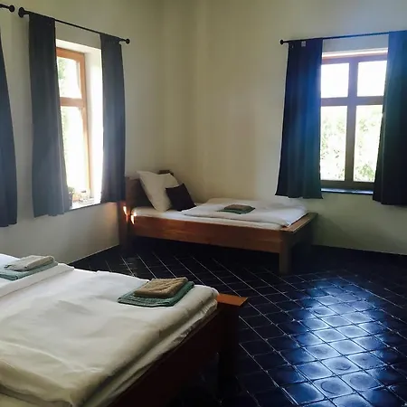 Villa Prazdninovy Dum 12 Horovicky
